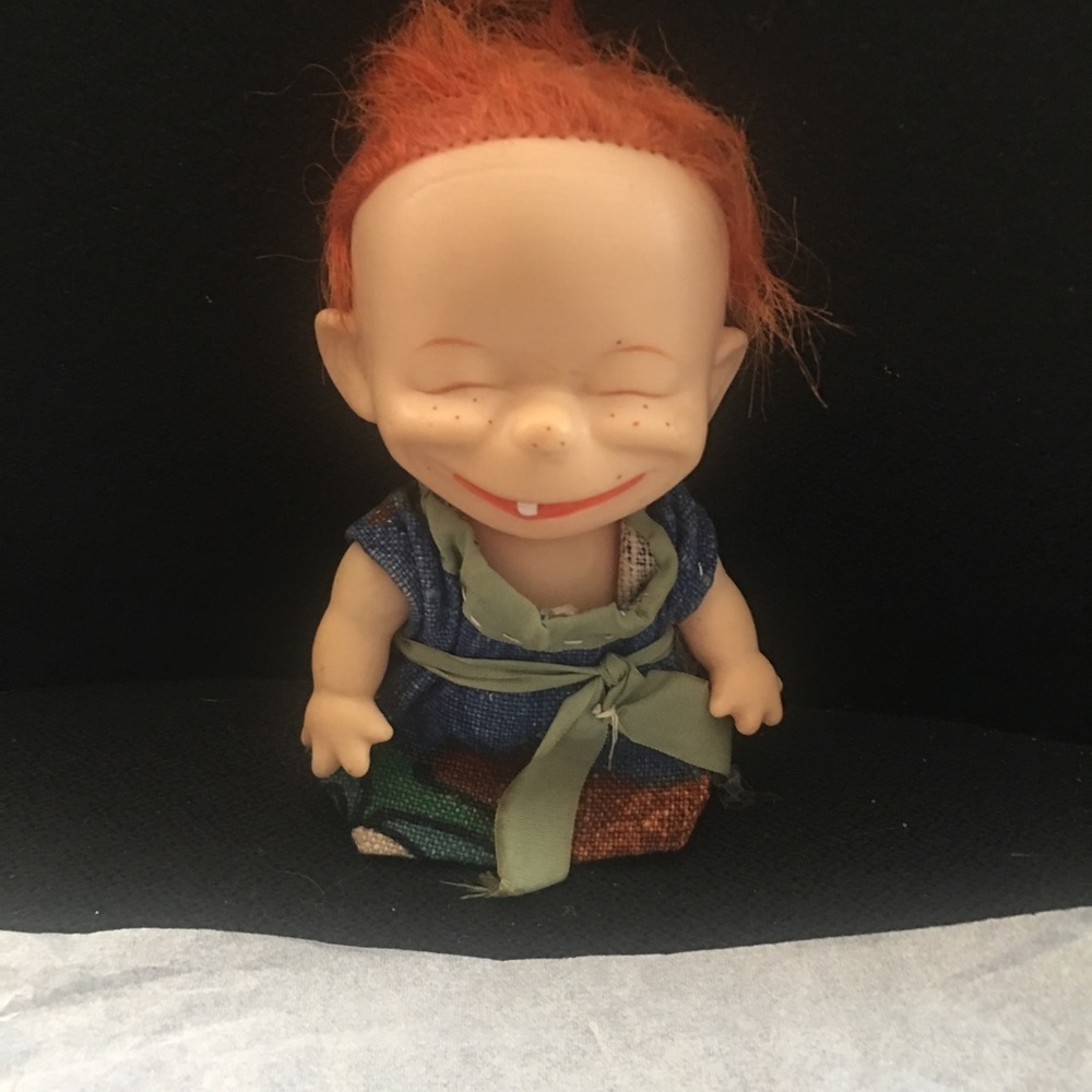 Japan Shiba Brat doll 4” tall